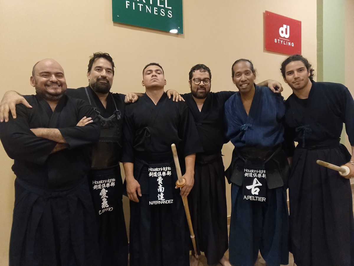 Grupo formal con uniformes